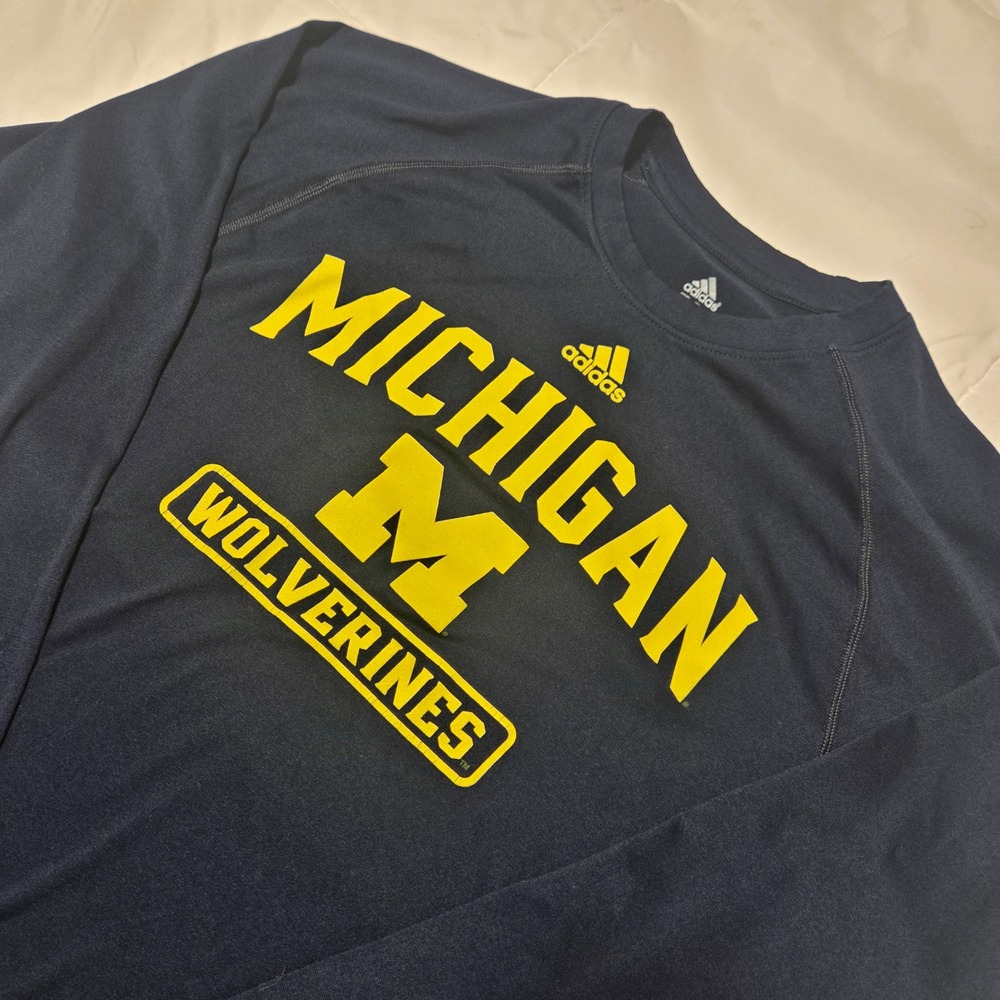 Adidas Michigan Wolverines Mens Medium Navy Blue Long Sleeve Performance Shirt